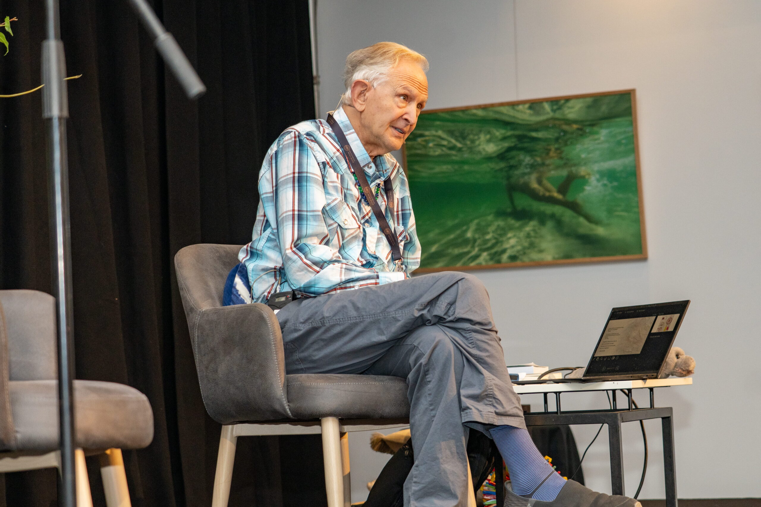 Dr Peter A. Levine teaching during the Australian masterclass
